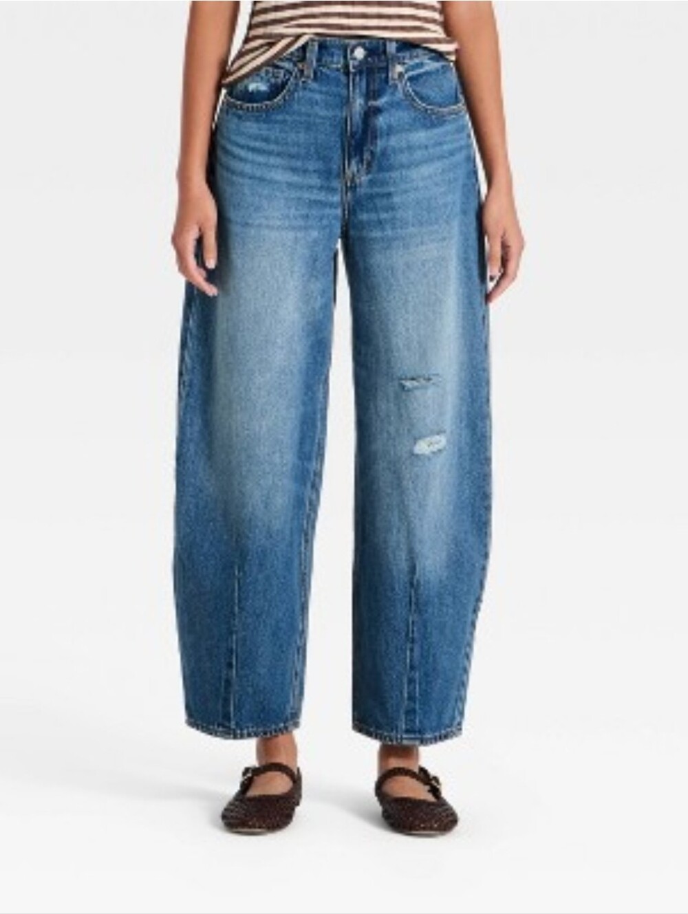 Universal Thread Women's Easy Barrel High-Rise Slim Hip And Thigh Barrel Leg  14